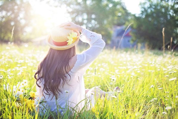 Hayfever - How to Beat it with Herbs, Teas and Food  as Medicine