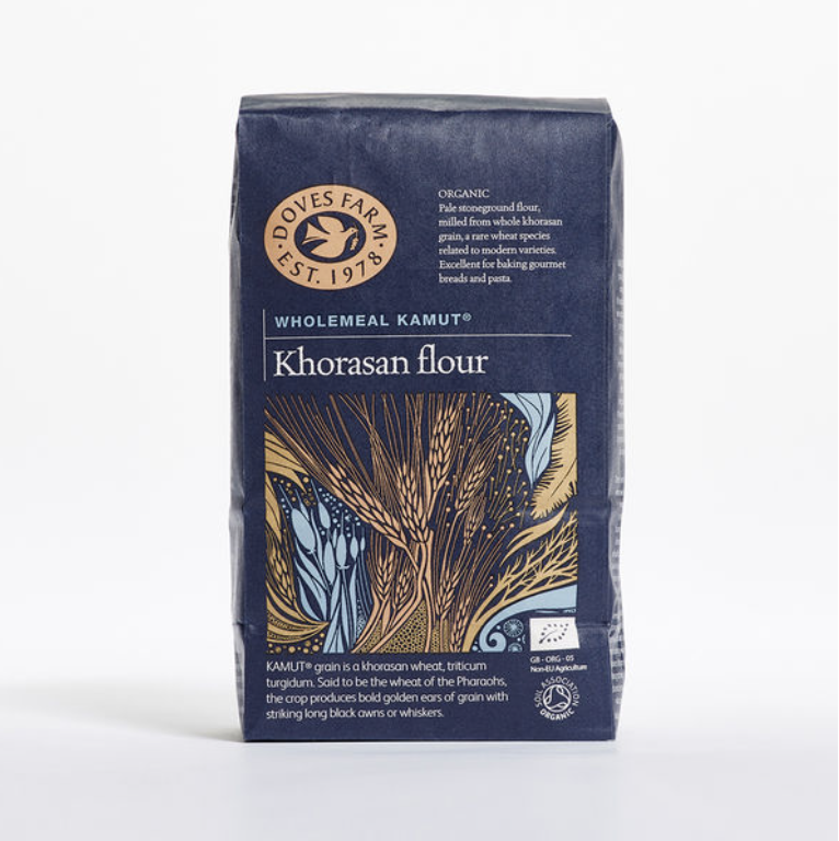 A bag of Organic Stoneground KAMUT Khorasan Wholemeal Flour from Doves Farm.