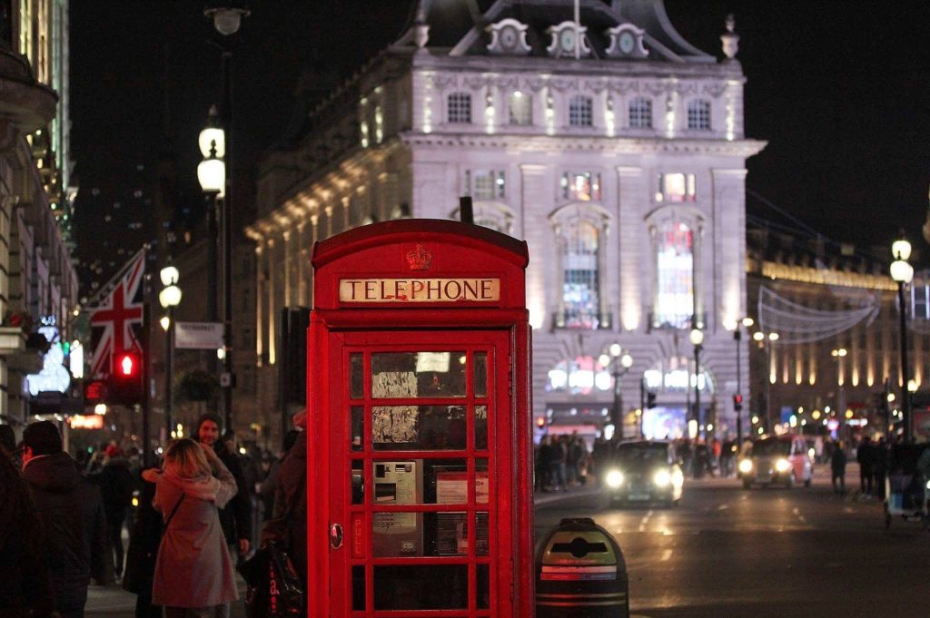 A winter's evening in Piccadilly Circus, London. Image by Maya Nabrowski from Pixabay.